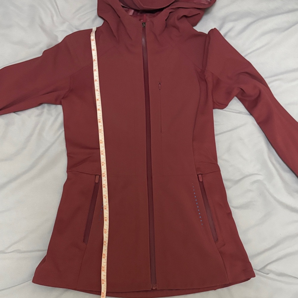 Lululemon Athletica Deep Red Hooded  Jacket - Picture 13 of 13